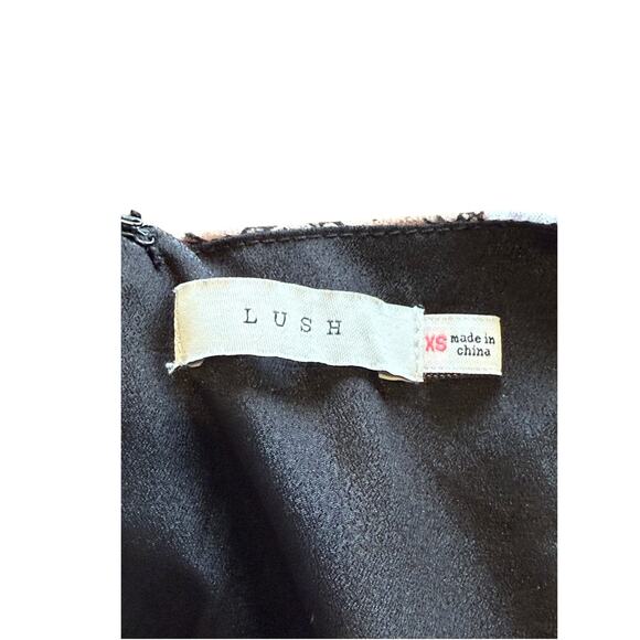 Lush Dress XS - Picture 3 of 3